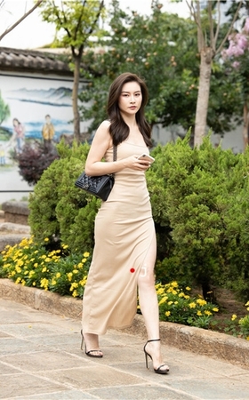 （套图一）淡黄色长裙美女 (245P)