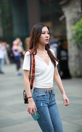 极品路腰牛仔裤美女MJ374