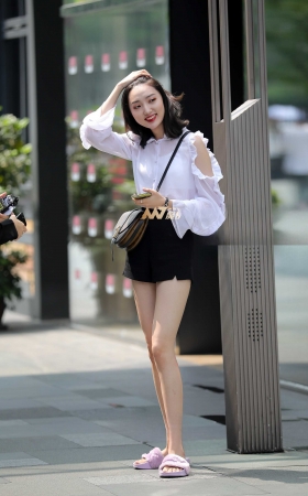 超长美腿 美丽动人 [29P]