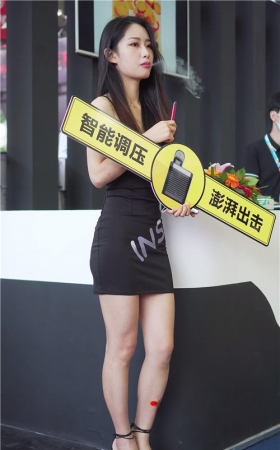 气质黑裙美女模特