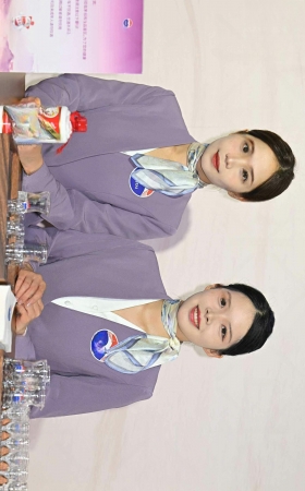 26415-22-63√茅台肉丝三礼仪 8P