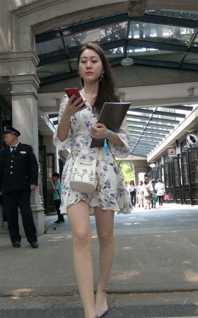 性感丝袜连衣裙高跟美女