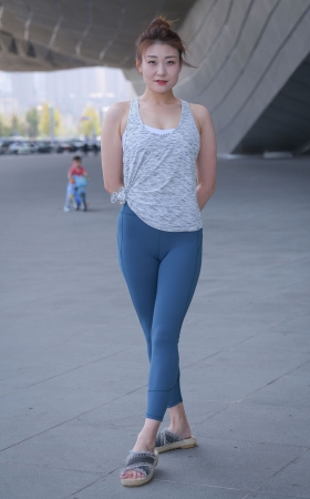 街拍之魂赛帖】成熟女人的魅力 [24P]