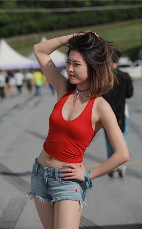 短发热裤美女(36P)