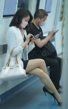 高跟丝腿成熟 [23P]