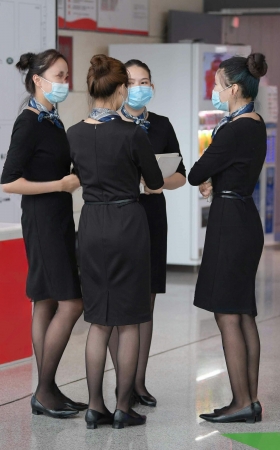 融融乐乐一起上班呢√25423-10=91 11P