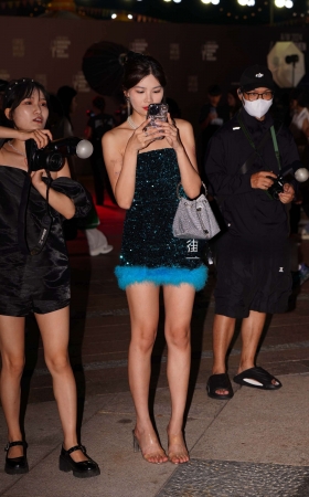 另一位摄影师拍的美腿美女 [23P]