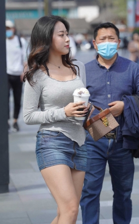 身材曼妙的美女 甜美可人 [31P]