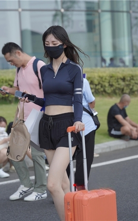 运动装小姐姐(83P)