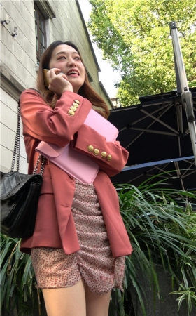 肉丝小姐姐