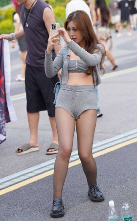 黑丝邻家妹妹 [23P]