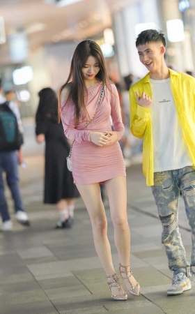 短裙靓丽女孩 [24P]