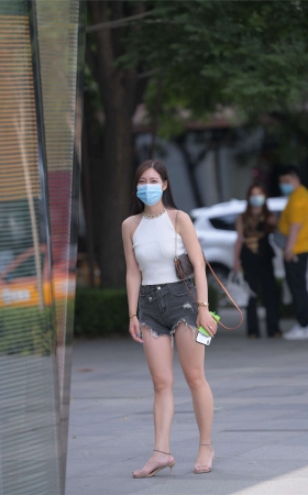 温婉牛仔短裤