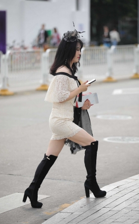 气质姣好的美女 [11P]