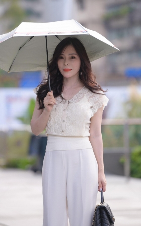 高挑美** [16P]