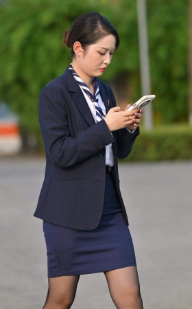 26821-10-221√26成都车展-展期最佳女神-非它莫属 14P