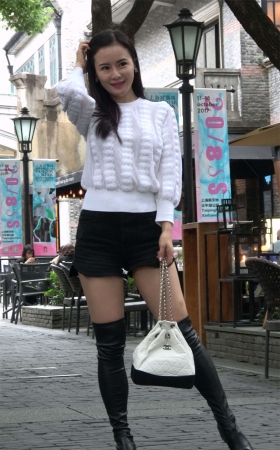 美腿性感姐妹拍照