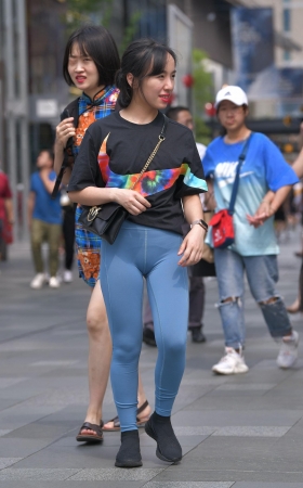 太阳有点刺眼~ [15P]