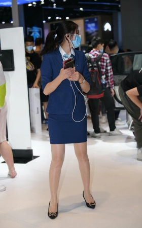 卖车的肉丝制服小姐姐 [19P]