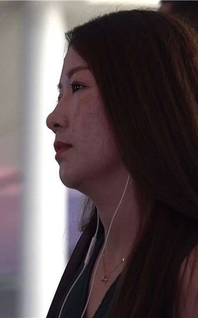长裙淑女 [1.32 GB/avi]