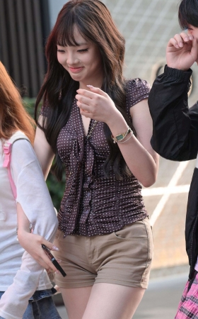 害羞小妹 [22P]