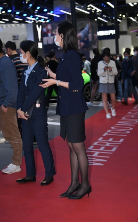 211124-2+135/女顾问