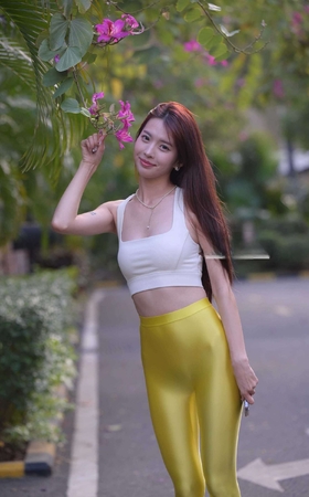 [不吃鸡蛋] 离别开出花 【图片➕视频】 [10P]