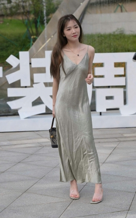 SH25-158-102√来自小馒头的魅力～美足小姐姐 10P
