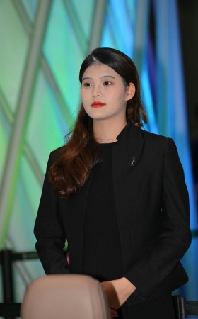 美女咨客小姐姐 [21P]