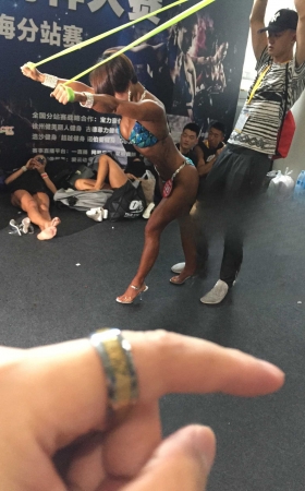力与美 [18P]