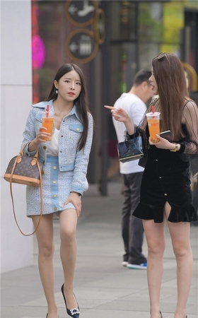 遇见丝袜美腿高跟小姐姐3A014[116P-1.58G]