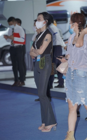 修身装好身材纹身