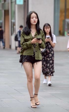 高跟凉鞋美腿 [10P]