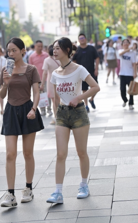 妹妹很清纯可人/231028-6-71