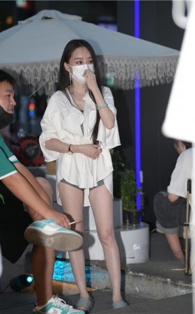 戴口罩的美女小姐姐(78P)