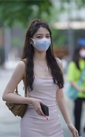 吊带裙美女(407P)