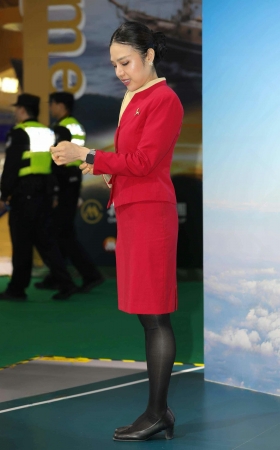 非CATA展会国泰航空成熟空姐厚黑丝 8P