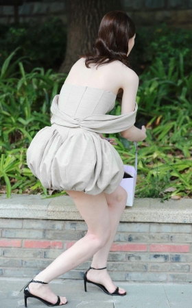 花苞连衣裙小姐姐 8P