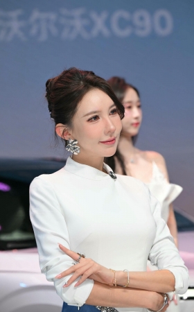 爱穿肉丝的大网红-小闹 [19P]
