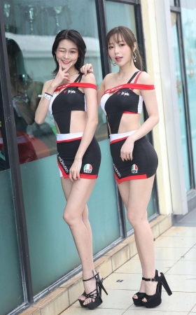 靓丽套装裙