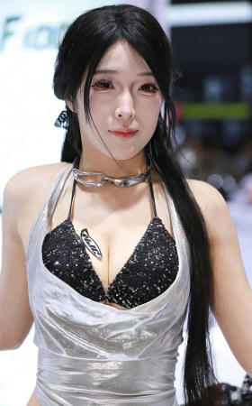 黑亮油丝机车女孩 8P