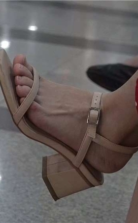 凉高跟，斑点长裙知性美女 3