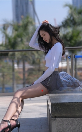（套图）灰色热裤长腿美女(620P)