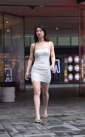 [一始专区] 白裙美女 【图片➕视频】 [10P]