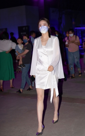 靓丽的高挑美女 [22P]