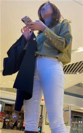 白裤美女