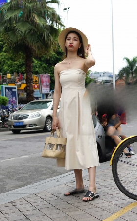 自拍妹子 [13P]