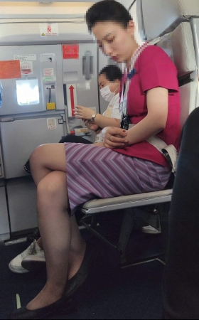 4K南航客舱低近视角旁边肉si空姐气质好 4P