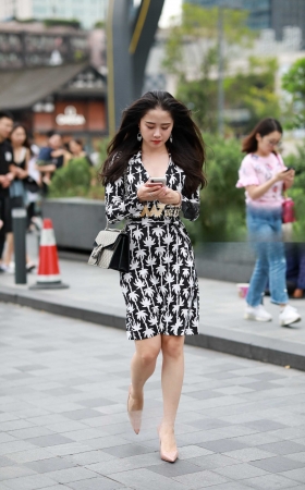 美丽少妇 [17P]