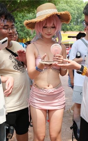 cos粉装小姐姐【套图+视频】